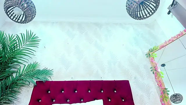 Melody Megann online show from November 10, 7:20 pm