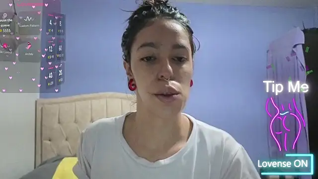 stephania t online show from March 11, 5:15 pm