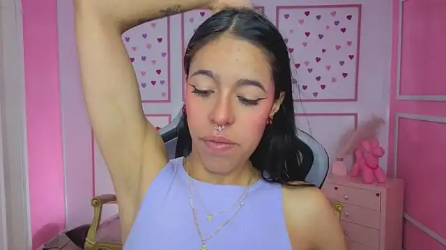 stephania t online show from February 3, 11:59 am