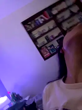 stephania t online show from December 1, 3:32 am