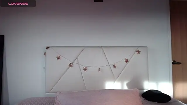 julz 03 online show from November 10, 12:11 pm