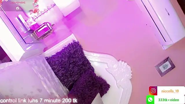 Snapshot of Niccolls_Princess chatting on September 23, 11:19 am Niccolls Princess online show from September 23, 11:19 am