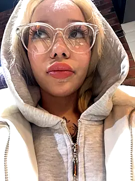 babydolll online show from October 26, 12:33 pm