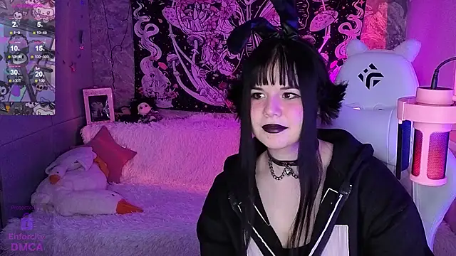 ClaireFaers  online show from November 24, 6:32 pm