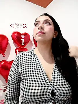 AlondraMendez online show from February 15, 5:43 am