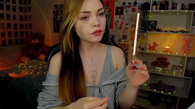 AkiraKatsu online show from November 23, 10:17 am