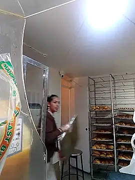 Snapshot of Alisson_420 chatting on September 19, 1:21 pm Alisson 420 online show from September 19, 1:21 pm