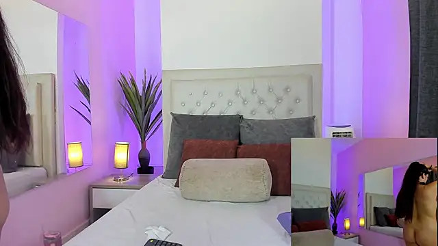 nicolle pierce online show from April 17, 12:51 pm