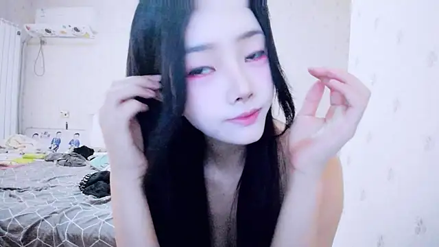 lkjfdsks online show from May 18, 10:16 pm