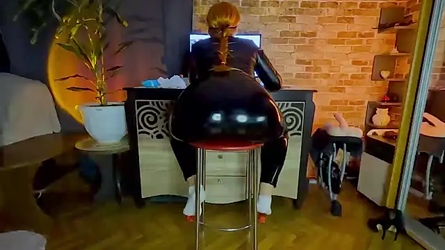 JosephinaBlack online show from February 17, 2:55 am