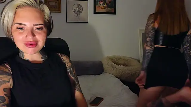 Alexandersonxo online show from June 22, 8:17 pm