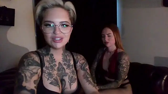 Alexandersonxo online show from December 18, 8:30 am