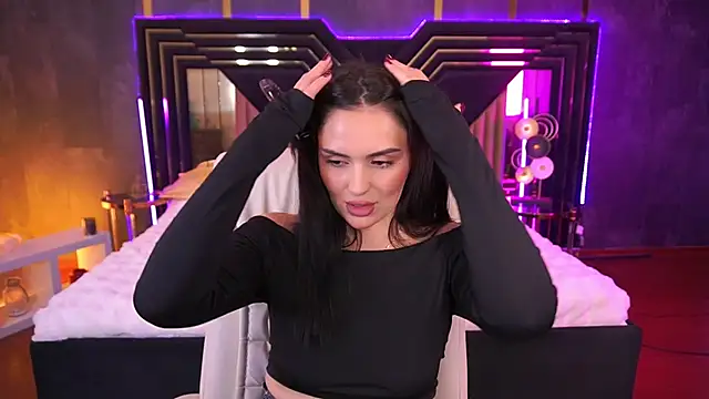 MilashaLovely online show from November 7, 2:33 pm