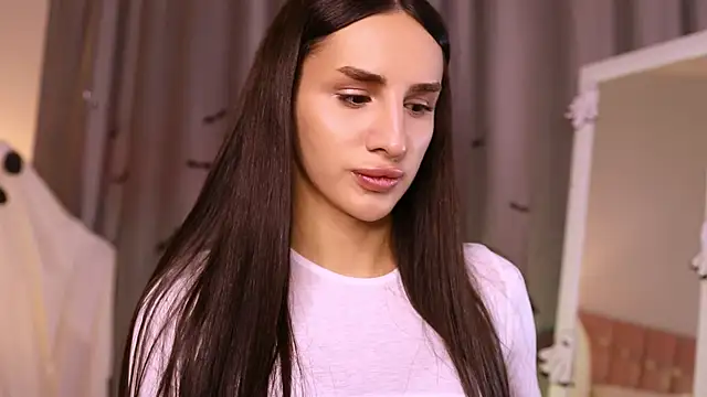 Kim Oberlin  online show from October 20, 11:35 am