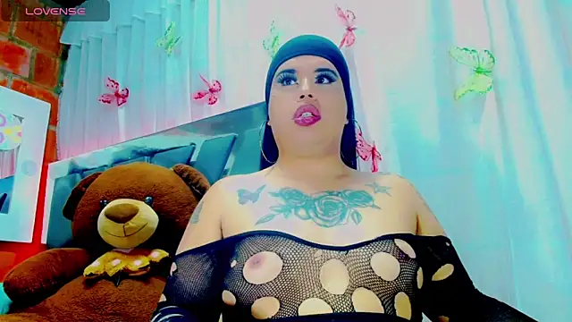 nauthyvalentina online show from February 21, 4:40 pm