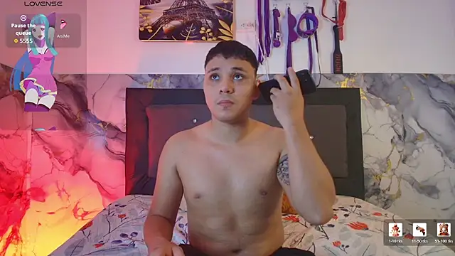 couple lovelyds online show from March 19, 9:30 pm