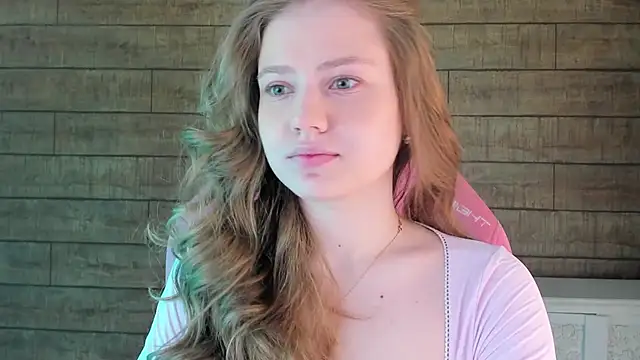 SelinSwarovski online show from April 18, 7:58 pm