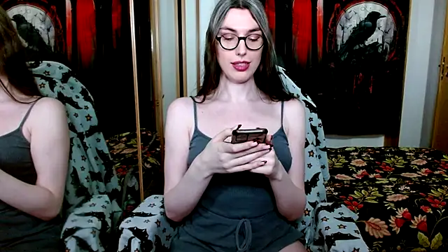 Snapshot of bluerose00 chatting on September 11, 6:52 pm bluerose00 online show from September 11, 6:52 pm