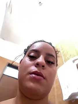 Violetrousse online show from April 6, 7:04 pm