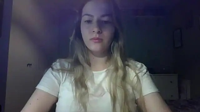 Snapshot of ROSIEx_sweet chatting on October 20, 6:49 am ROSIEx sweet online show from October 20, 6:49 am