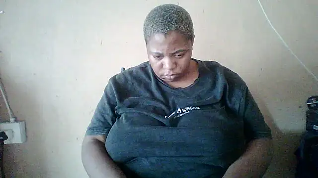 bustyboobs6 online show from February 28, 7:08 am