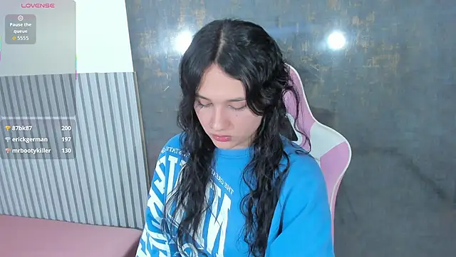 lana boomer online show from November 1, 8:13 pm