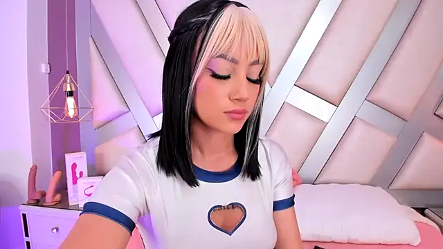 MadissonRey online show from October 29, 4:42 pm