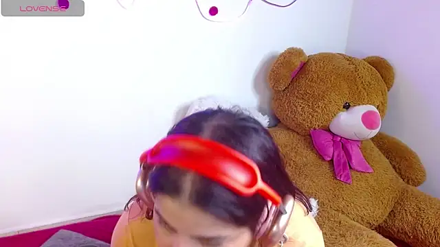 sophia cute1 1 online show from October 9, 6:34 pm