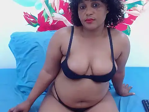 SexyEbony37X online show from October 15, 5:32 am