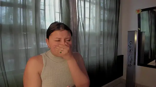 Noellesable online show from November 25, 5:26 pm