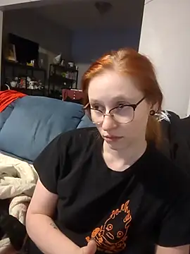 LilyFoxxx online show from September 21, 3:05 am