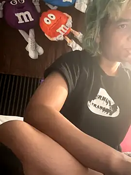 Snapshot of hornytbabe chatting on September 29, 5:07 pm hornytbabe online show from September 29, 5:07 pm