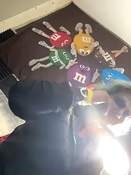 Snapshot of hornytbabe chatting on September 28, 7:14 am hornytbabe online show from September 28, 7:14 am