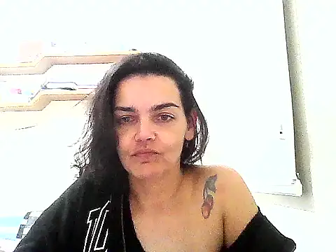 BetinaDiniz online show from November 7, 4:51 am