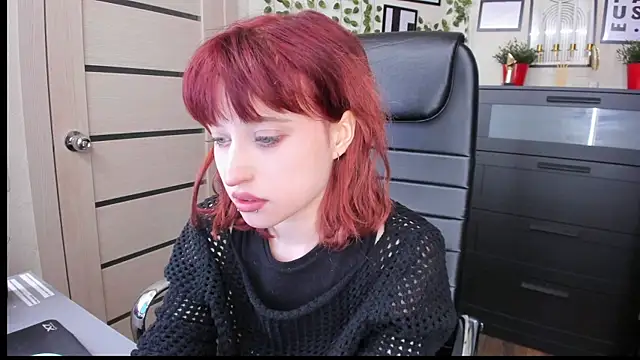 ElizaNik  online show from April 16, 12:11 am