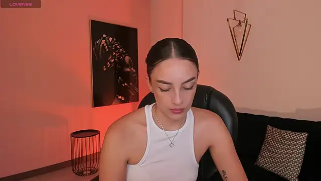 KaiaFerreira online show from December 15, 11:10 pm