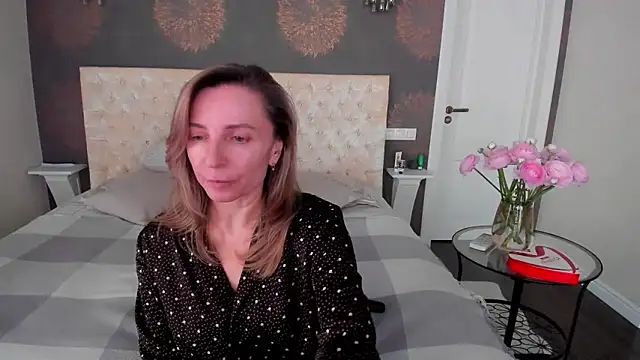 AllisonWilliams online show from April 10, 4:35 pm