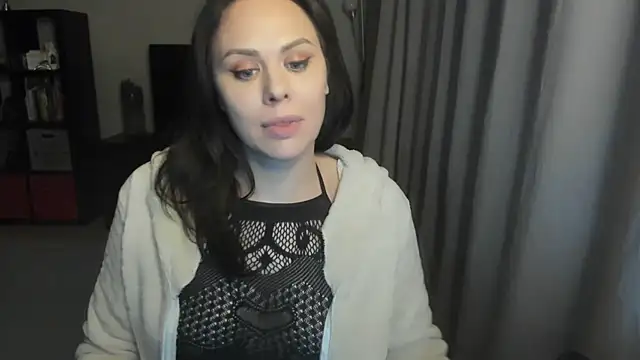 MollyCheiz online show from March 12, 9:17 pm