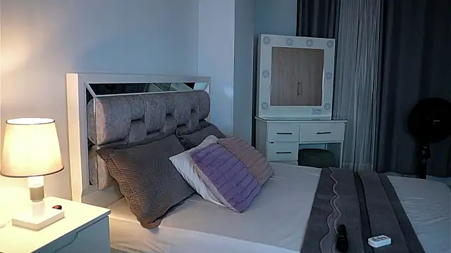 Camilaa bueno online show from March 2, 1:49 am