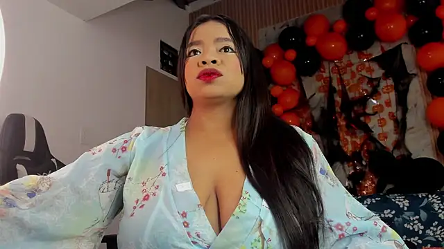 Any topless online show from October 31, 11:36 am