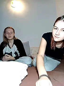 Snapshot of ella_grays chatting on October 12, 7:38 pm ella grays online show from October 12, 7:38 pm