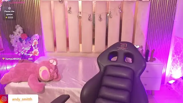 Andy tay1 online show from December 5, 4:01 am