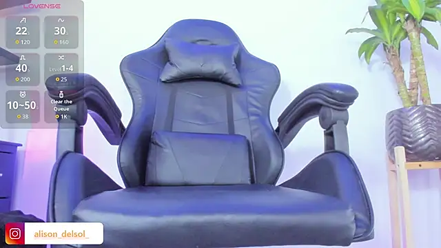 Alisson Wynter online show from September 14, 3:37 am