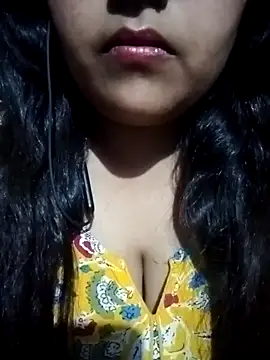 Love-Veronica online show from March 2, 6:47 pm