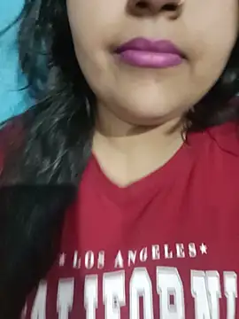 Love-Veronica online show from May 21, 6:17 pm