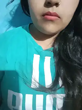 Love-Veronica online show from May 14, 6:25 pm