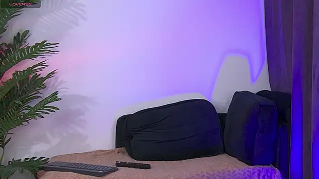 AgnesAlexis online show from March 30, 10:48 am