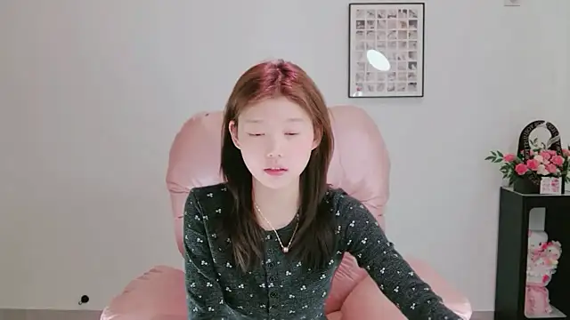 yang-yang-yang online show from May 10, 6:15 am