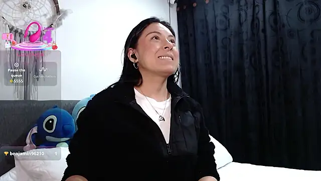 Ella Rousse online show from April 6, 11:11 am