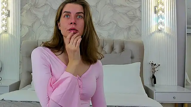 VikkiStorm online show from November 12, 9:29 am